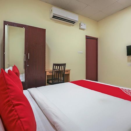 Hotel O Om Sakthi Hotel Pondicherry Ngoại thất bức ảnh