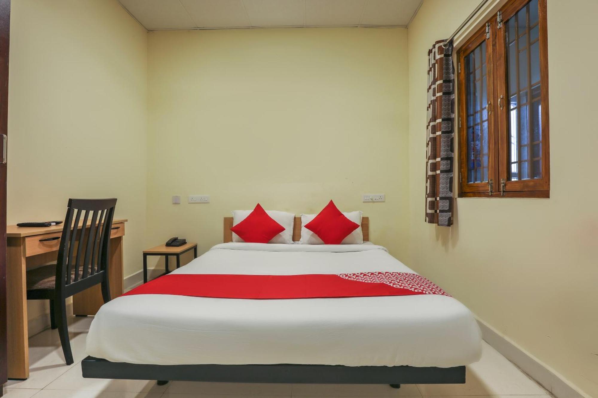 Hotel O Om Sakthi Hotel Pondicherry Ngoại thất bức ảnh