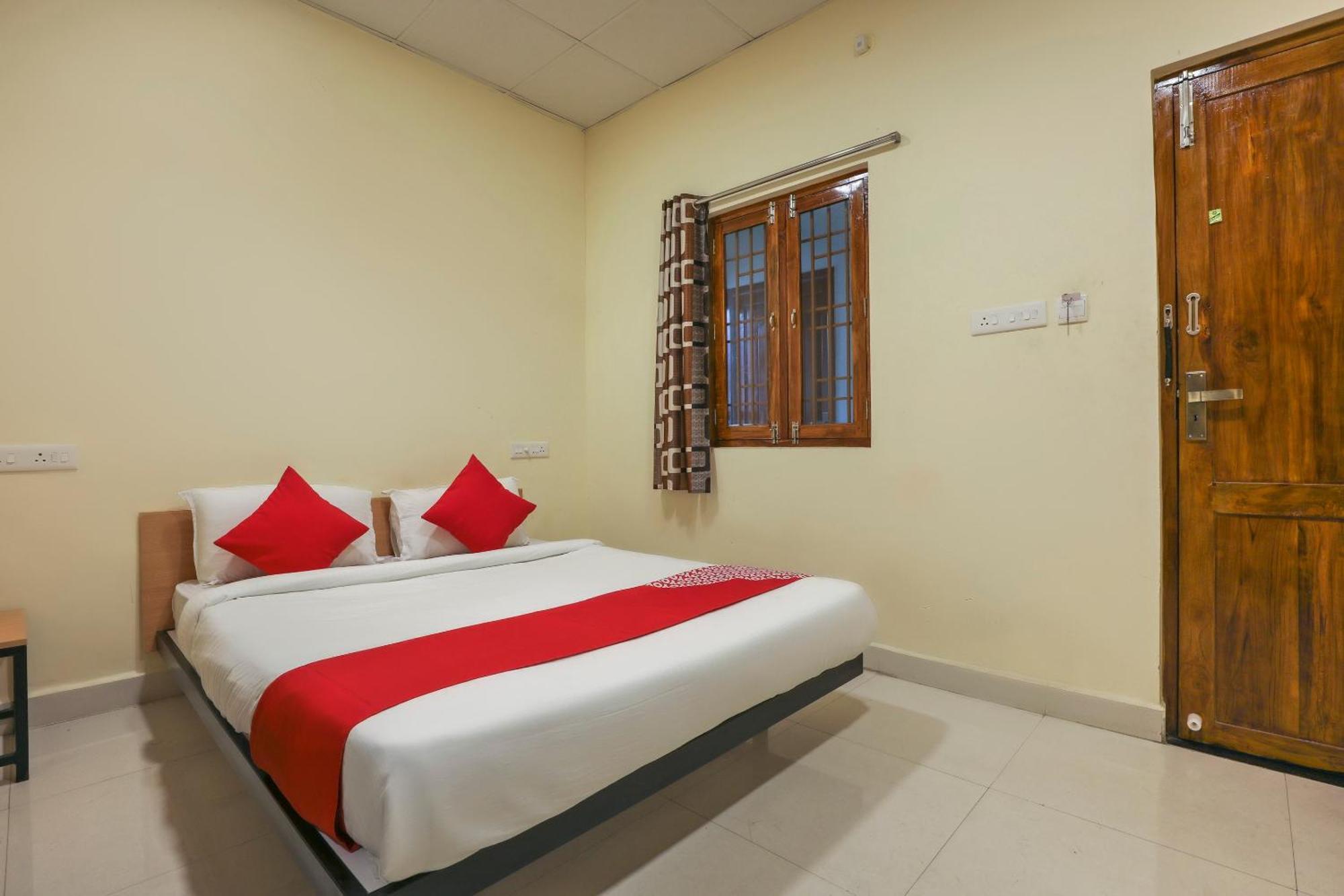 Hotel O Om Sakthi Hotel Pondicherry Ngoại thất bức ảnh